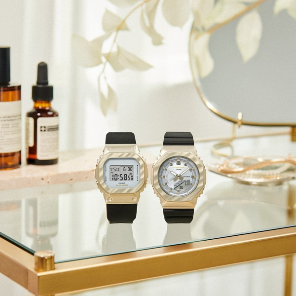 Women's Watch CASIO G-SHOCK Mod. OAK METAL COVERED COMPACT - BELLE COURBE SERIE