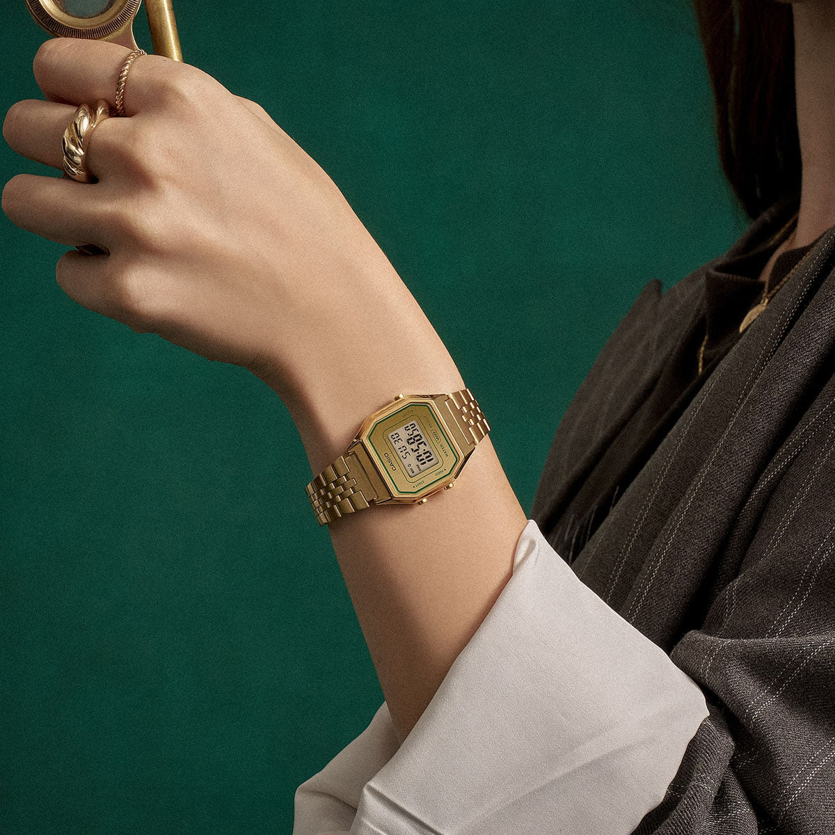 Women's Watch CASIO VINTAGE Mod. ICONIC - GOLD