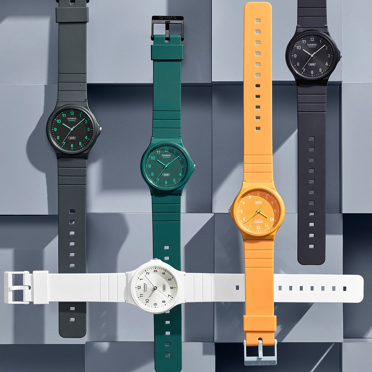Unisex Watch CASIO COLLECTION SERIE POP - BLACK