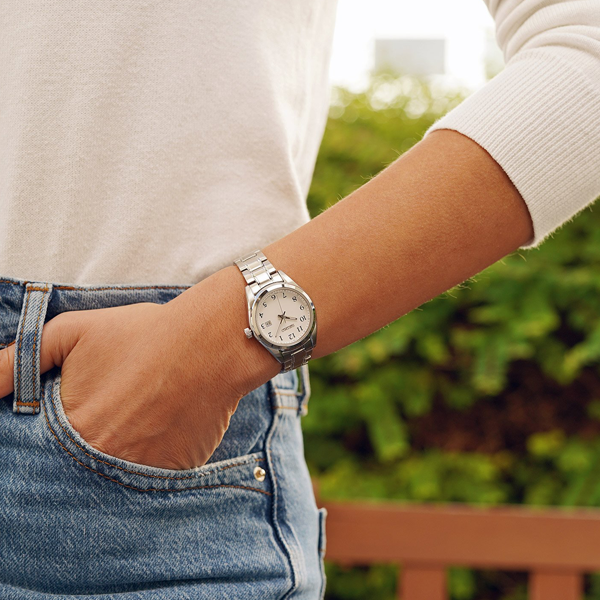 Women's Watch SEIKO WATCHES Mod. SUR465P1